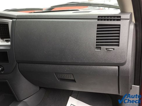 Used 2006 Dodge Ram 2500 Truck SLT image 28