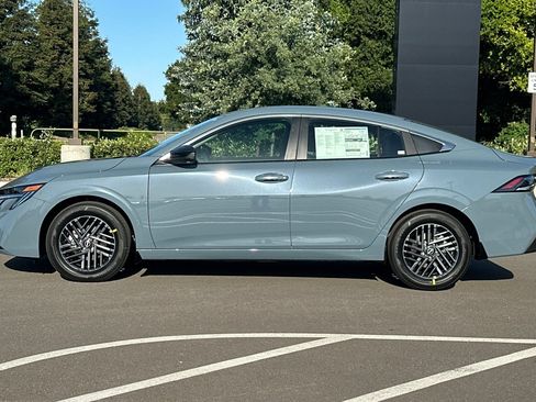 New 2026 Nissan Sentra SV FWD image 7