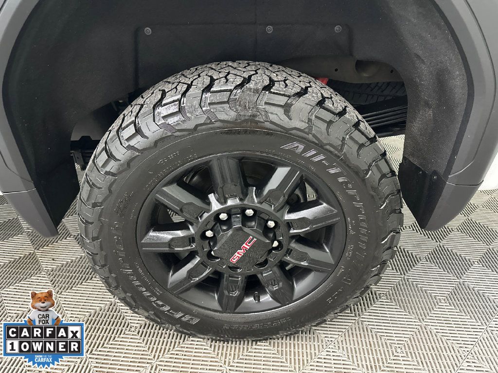 Used 2025 GMC Sierra 2500 AT4 w/ AT4 Premium Plus Package AWD/4WD image 21