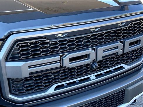 Used 2019 Ford F150 Raptor w/ Equipment Group 802A Luxury image 29