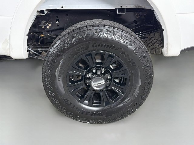 Certified 2022 Ford F250 Lariat w/ Tremor Off-Road Package AWD/4WD image 35