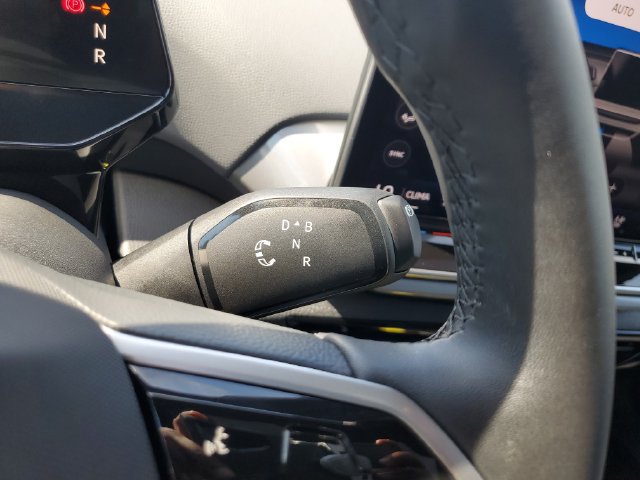 Certified 2025 Volkswagen ID.4 Pro S RWD image 28