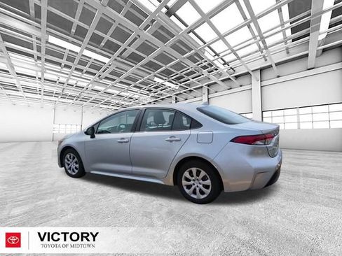 Used 2024 Toyota Corolla LE FWD image 6
