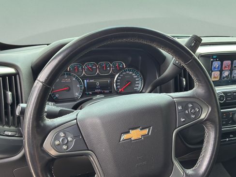 Used 2018 Chevrolet Silverado 1500 LT w/ Texas Edition AWD/4WD image 12