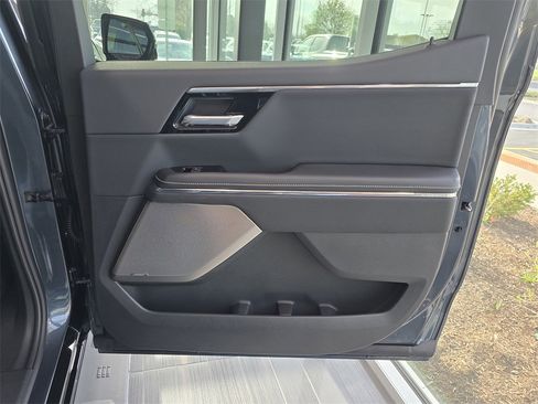 New 2025 GMC Sierra EV Denali image 25