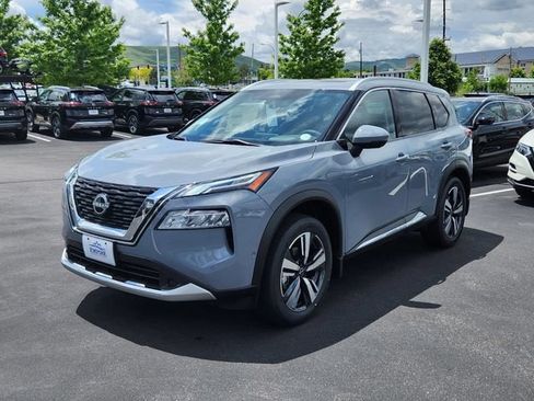 Used 2023 Nissan Rogue Platinum w/ Platinum Premium Package AWD/4WD image 5