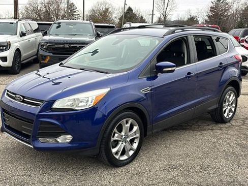 Used 2013 Ford Escape SEL image 2