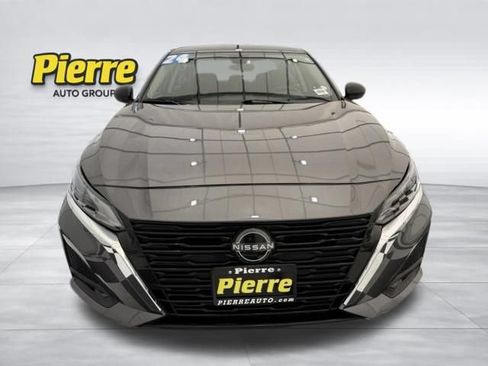 Used 2024 Nissan Altima 2.5 SV FWD image 7