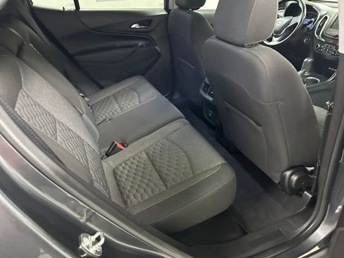 Used 2019 Chevrolet Equinox LT FWD image 14