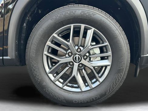 Used 2026 Nissan Rogue S FWD image 31