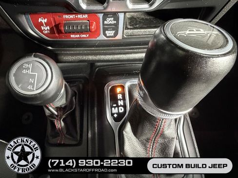 Used 2022 Jeep Gladiator Rubicon w/ LED Lighting Group AWD/4WD image 28