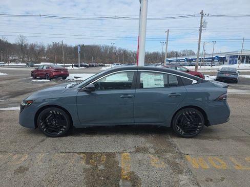 New 2026 Nissan Sentra SR image 7