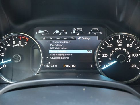 Used 2019 Ford F150 Lariat w/ Equipment Group 502A Luxury AWD/4WD image 32