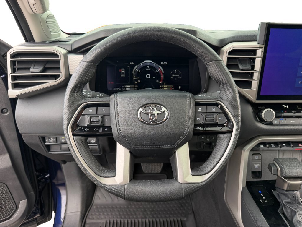 Used 2024 Toyota Tundra Limited AWD/4WD image 12