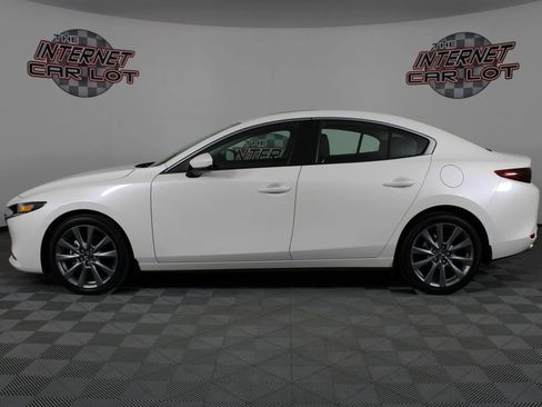 Used 2024 MAZDA MAZDA3 s image 4