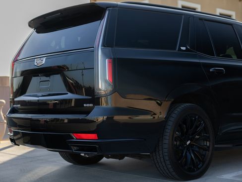 Used 2021 Cadillac Escalade Sport Platinum w/ Heavy-Duty Trailer Package image 29