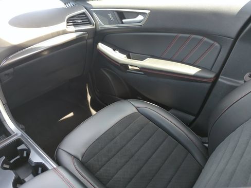 Used 2024 Ford Edge ST-Line AWD/4WD image 27