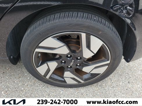 Certified 2023 Kia Soul GT-Line FWD image 8
