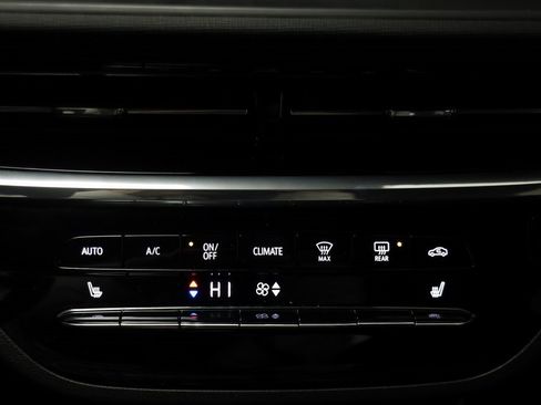 Used 2025 Buick Envista Avenir image 10