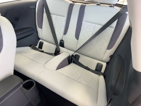 New 2026 MINI Cooper 2-Door Hardtop image 25