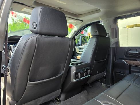 Used 2022 GMC Sierra 2500 Denali AWD/4WD image 35