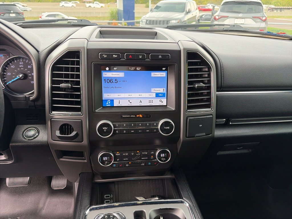 Used 2019 Ford Expedition Max XLT w/ Equipment Group 202A AWD/4WD image 12