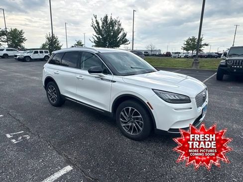 Used 2022 Lincoln Corsair AWD w/ Equipment Group 101A image 3