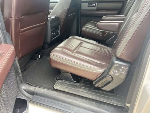 Used 2015 Ford Expedition EL Platinum RWD image 9