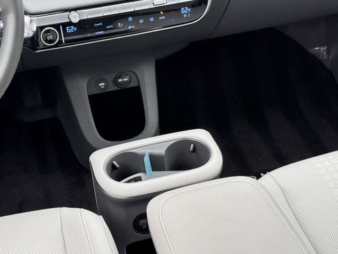 Used 2023 Hyundai Ioniq 5 SEL image 39