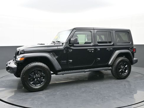 Used 2020 Jeep Wrangler Unlimited Willys image 6