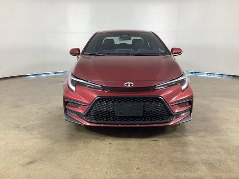 Used 2023 Toyota Corolla XSE FWD image 3