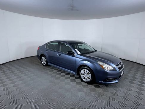 Used 2013 Subaru Legacy 2.5i AWD/4WD image 2