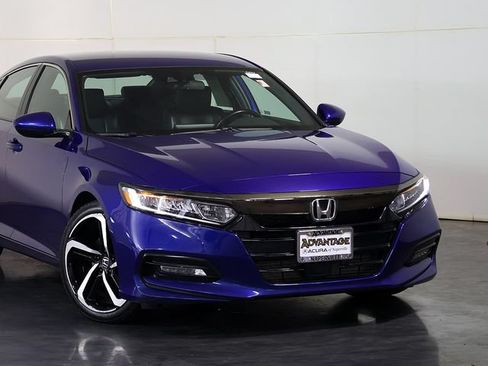 Used 2019 Honda Accord Sport image 6