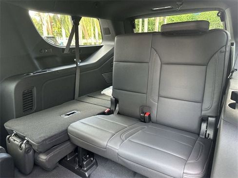 New 2026 Chevrolet Suburban High Country image 20