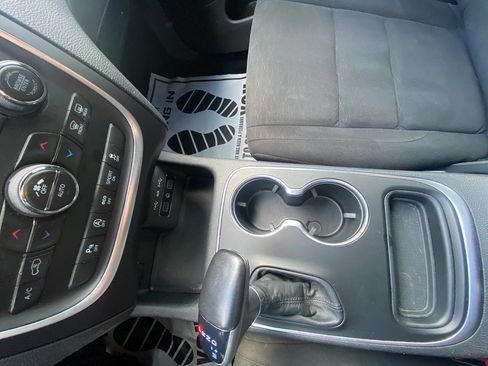 Used 2020 Dodge Durango SXT image 20