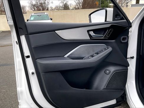 Used 2025 Acura MDX FWD w/ Technology Package image 24