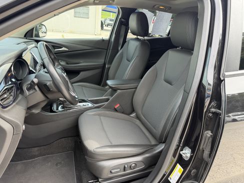 Used 2023 Buick Encore GX Select w/ Experience Buick Package FWD image 13