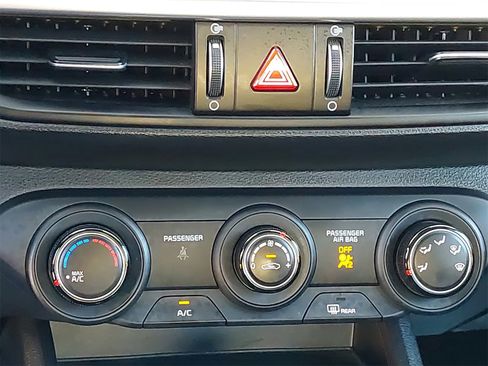 Certified 2023 Kia Forte LXS w/ LXS Technology Package image 25