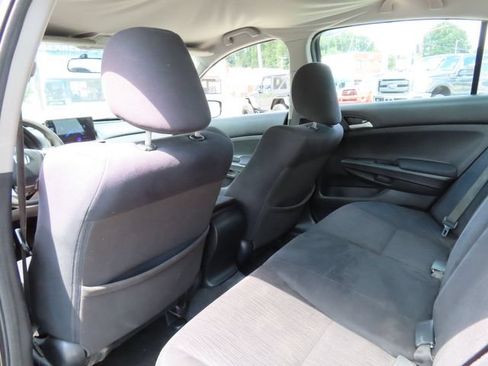 Used 2012 Honda Accord LX image 12