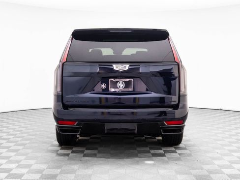 Used 2021 Cadillac Escalade Sport w/ Driver Assist Tech Package image 5