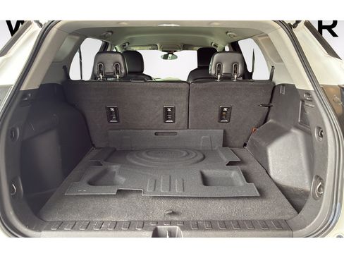 Used 2019 GMC Terrain SLT AWD/4WD image 19