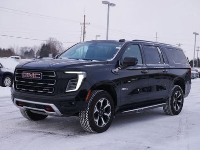 Used 2025 GMC Yukon XL AT4