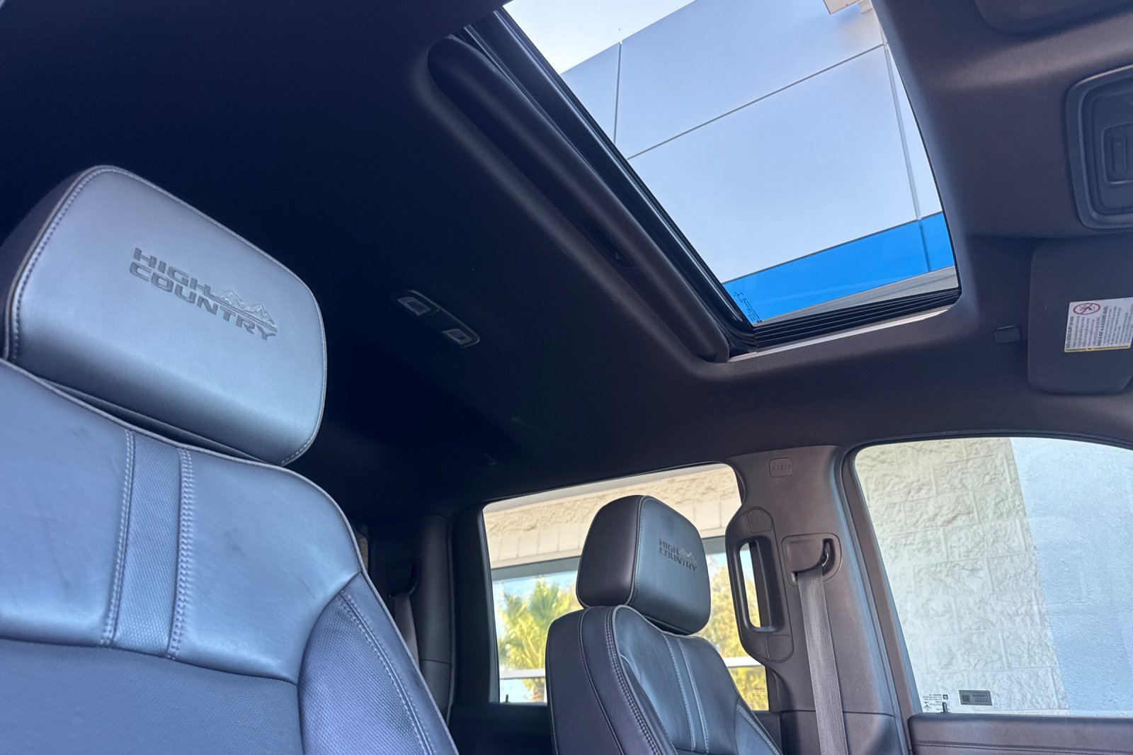 Used 2021 Chevrolet Silverado 2500 High Country w/ Z71 Off-Road Package AWD/4WD image 20