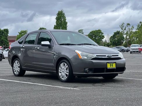 Used 2009 Ford Focus SEL FWD image 7