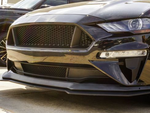 Used 2019 Ford Mustang GT Premium w/ GT Performance Package RWD image 2