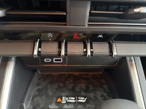 New 2026 Chevrolet Colorado Trail Boss AWD/4WD image 26