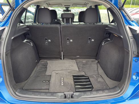 Used 2023 Nissan Kicks SV FWD image 35