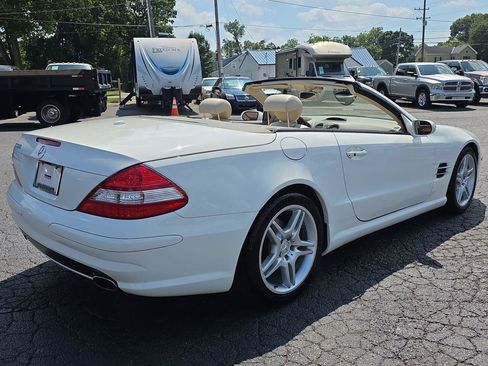 Used 2007 Mercedes-Benz SL 550 image 2