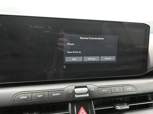 Used 2025 Kia K4 LXS image 23