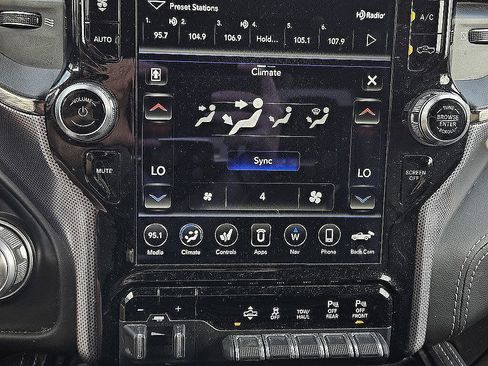 Used 2020 RAM 1500 Limited AWD/4WD image 14